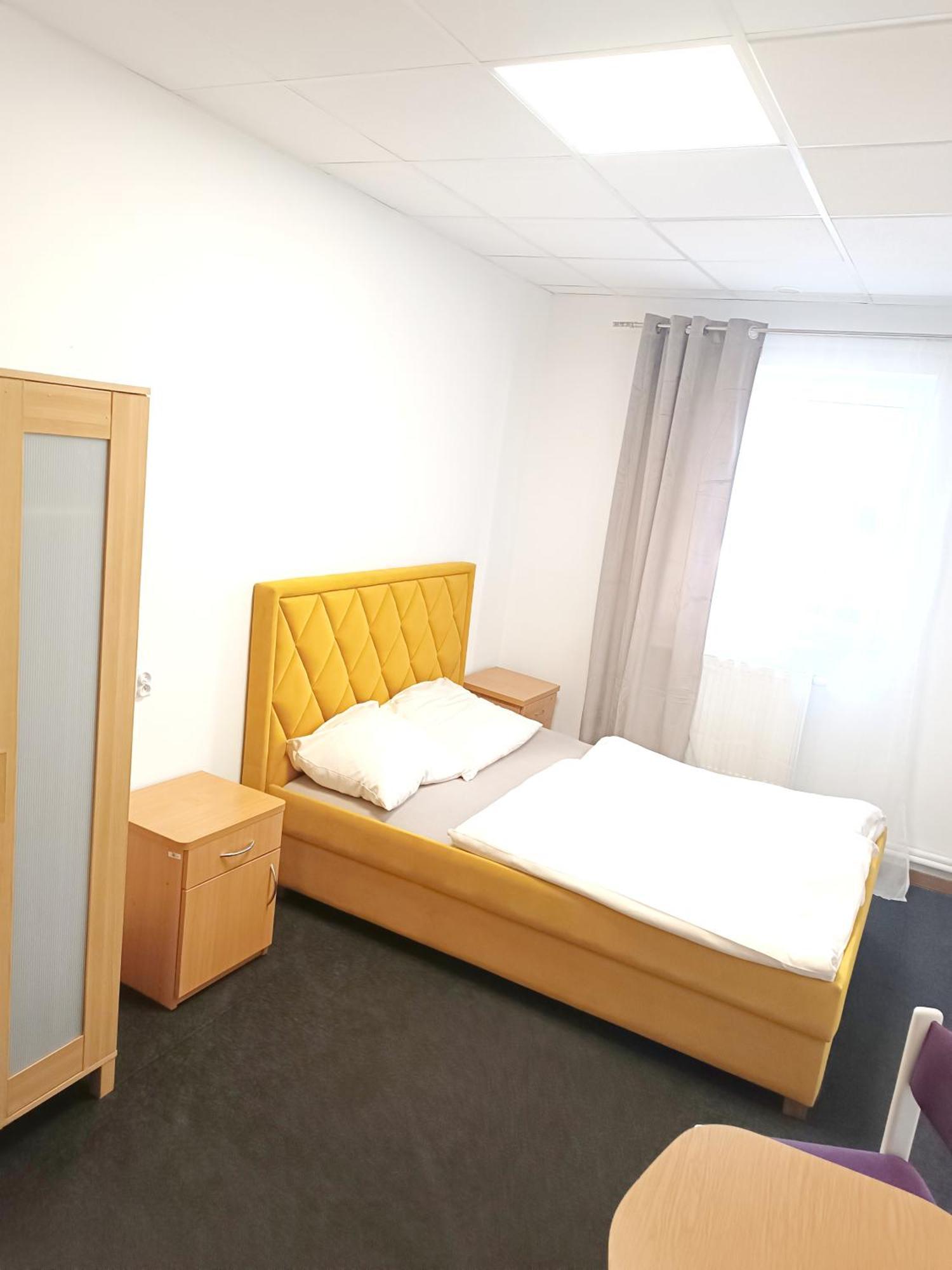 זיילונה גאורה Hostel Krosnienska 12 מראה חיצוני תמונה