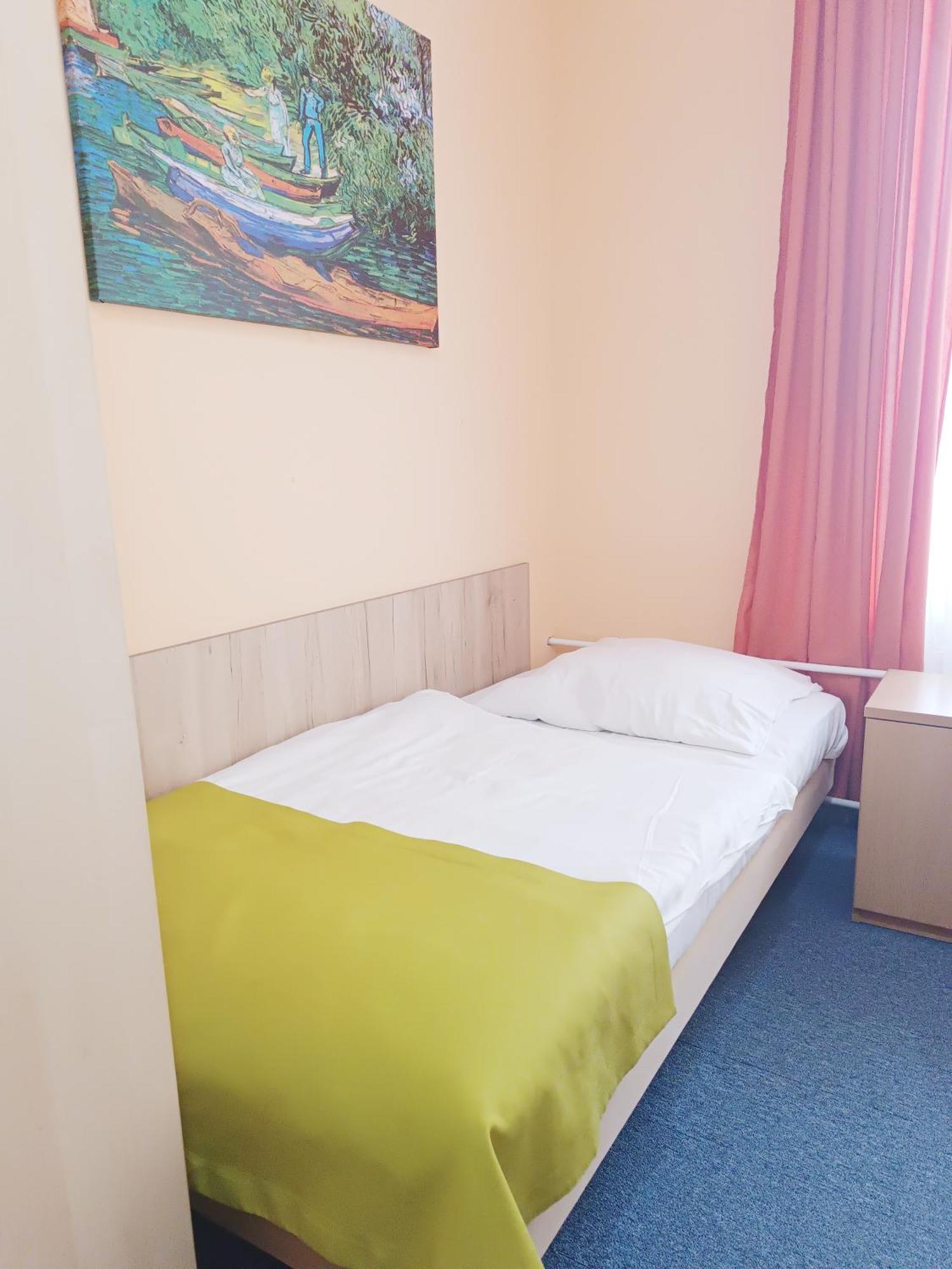זיילונה גאורה Hostel Krosnienska 12 מראה חיצוני תמונה