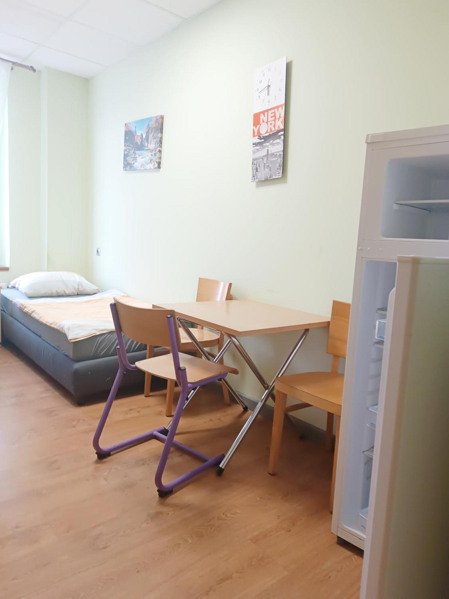 זיילונה גאורה Hostel Krosnienska 12 מראה חיצוני תמונה